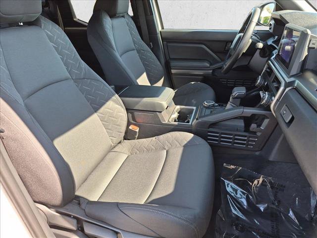 Certified 2025 Toyota Tacoma SR5 AWD/4WD image 20