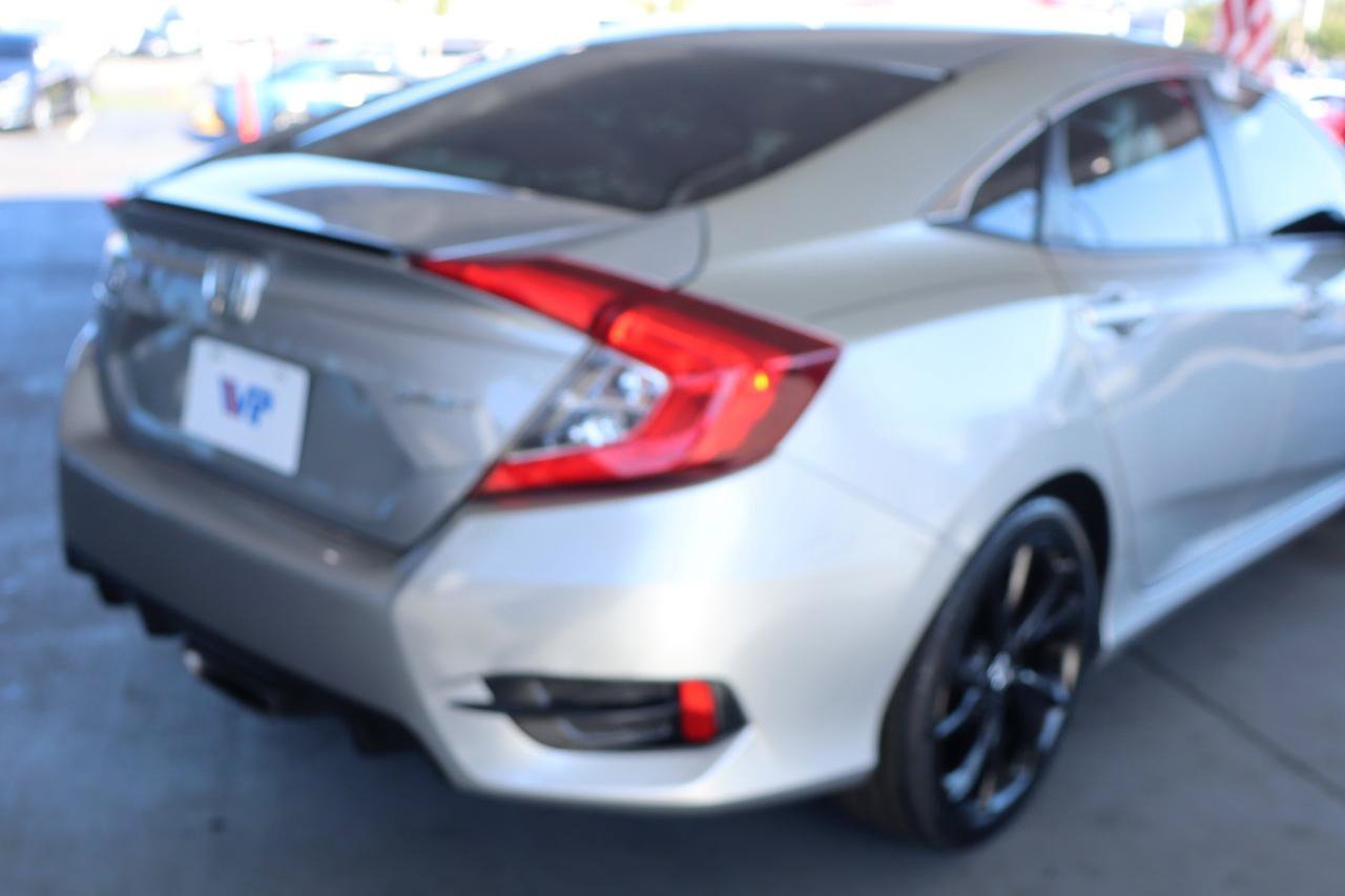 Used 2019 Honda Civic Sport image 7