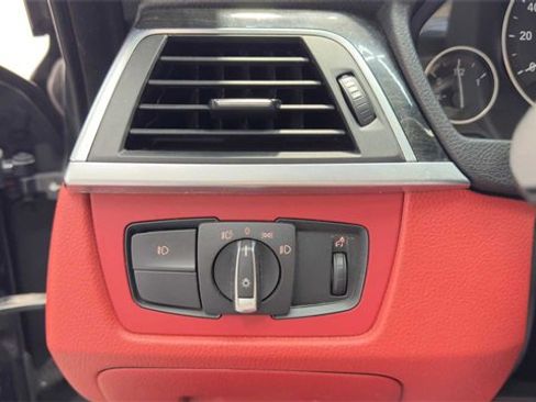 Used 2018 BMW 430i Convertible image 26