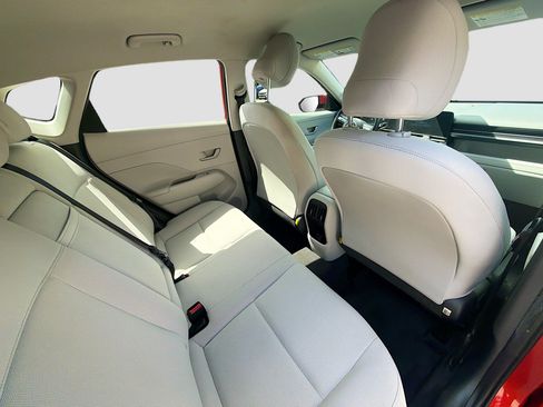 Used 2024 Hyundai Kona SEL w/ Convenience Package FWD image 27