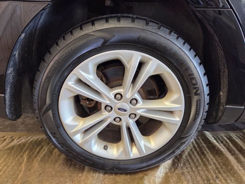 Used 2018 Ford Taurus SE image 62