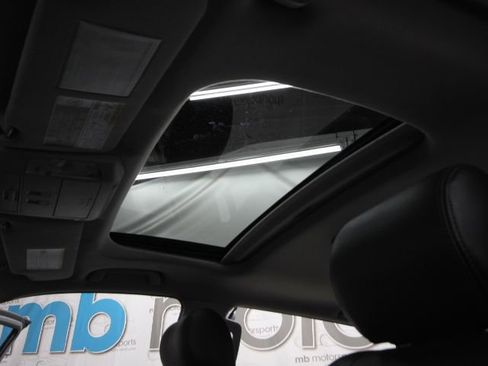 Used 2013 Toyota Tundra 4x4 CrewMax image 25