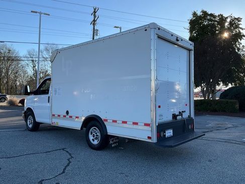 Used 2022 GMC Savana 3500 w/ Power Convenience Package image 20