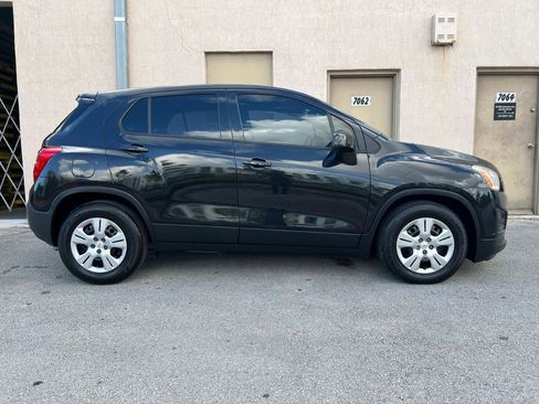Used 2016 Chevrolet Trax LS FWD image 16