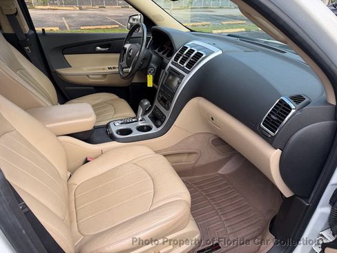 Used 2011 GMC Acadia SLT AWD/4WD image 43