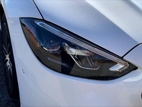 New 2026 Mercedes-Benz C 300 4MATIC Sedan image 17