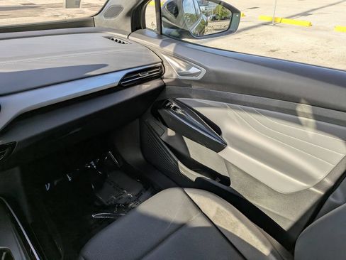 Certified 2023 Volkswagen ID.4 Pro RWD image 14