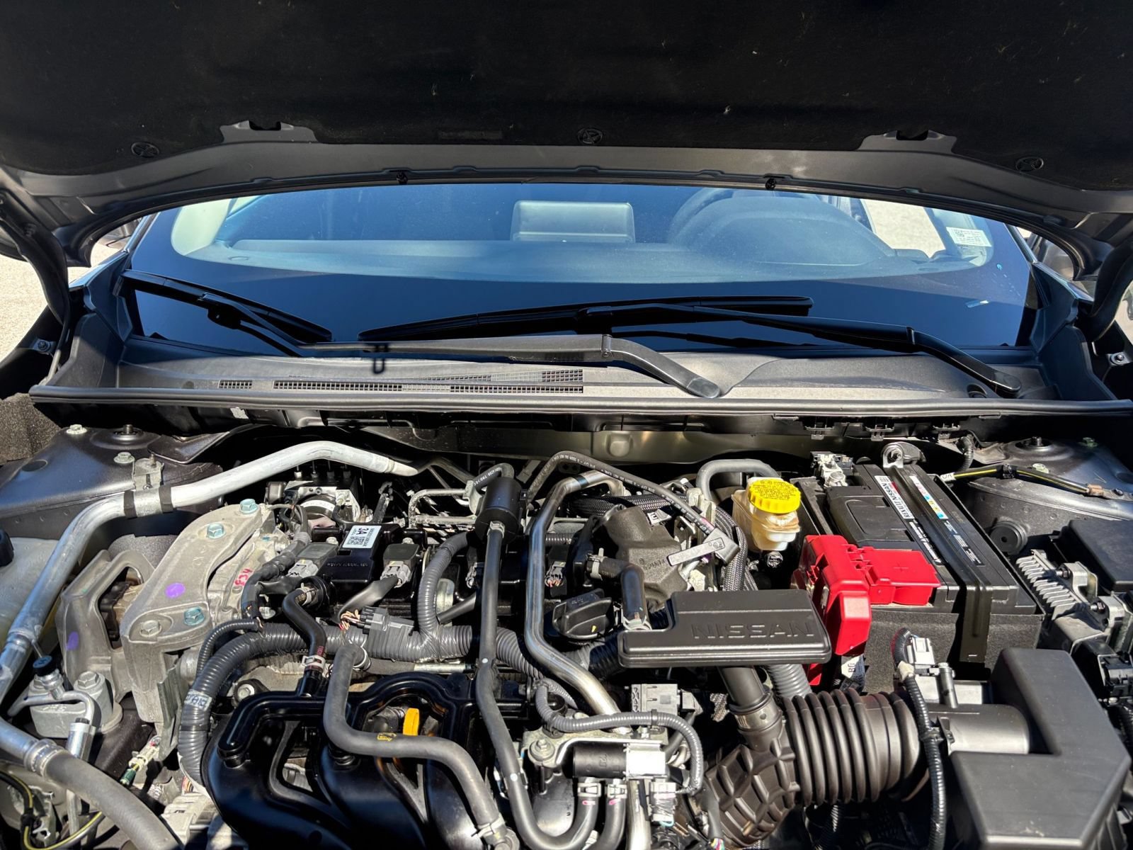 Used 2025 Nissan Sentra SV FWD image 29