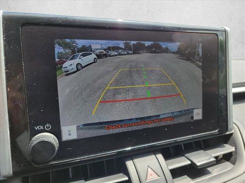Used 2023 Toyota RAV4 XLE FWD image 23