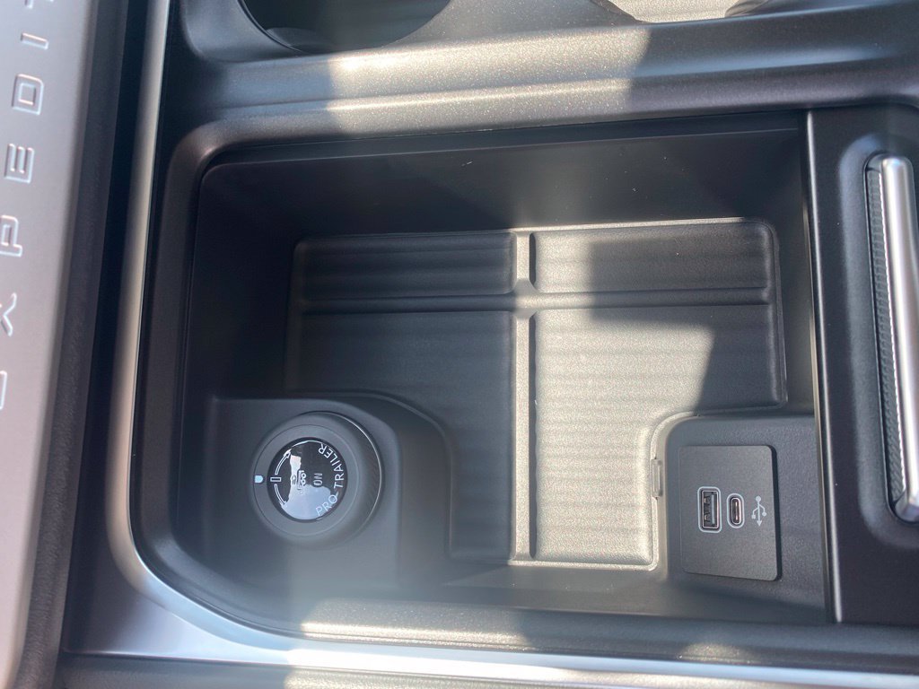 New 2026 Ford Expedition Active AWD/4WD image 20