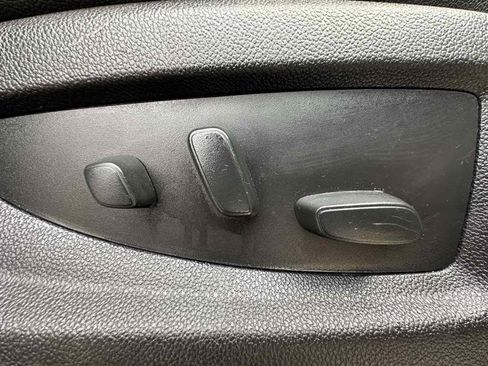 Used 2017 Chevrolet Tahoe LT AWD/4WD image 24