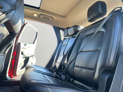 Used 2020 Ford Escape SE Sport image 23