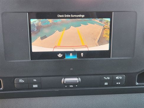 Used 2024 Mercedes-Benz Sprinter 3500 image 18