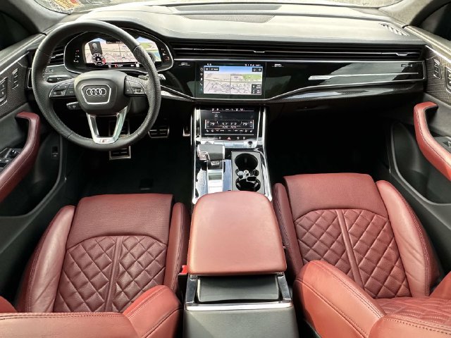 Used 2023 Audi SQ8 Prestige AWD/4WD image 16