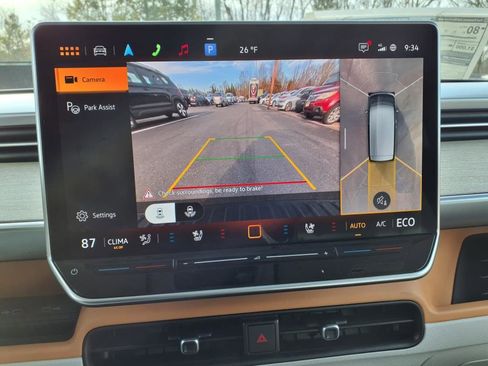 New 2025 Volkswagen ID. Buzz 1st Edition image 21