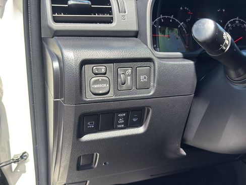 Used 2023 Toyota 4Runner SR5 Premium w/ SR5 Premium Package AWD/4WD image 13