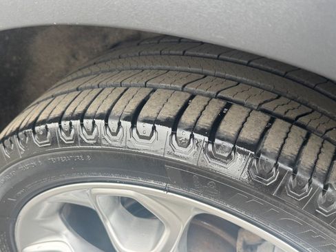 Used 2014 Ford Escape Titanium image 9