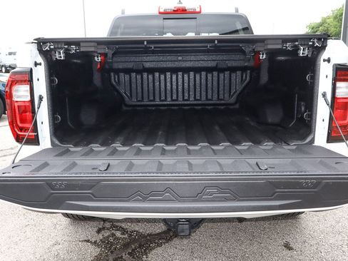 Used 2024 GMC Canyon Elevation w/ Convenience Package AWD/4WD image 14