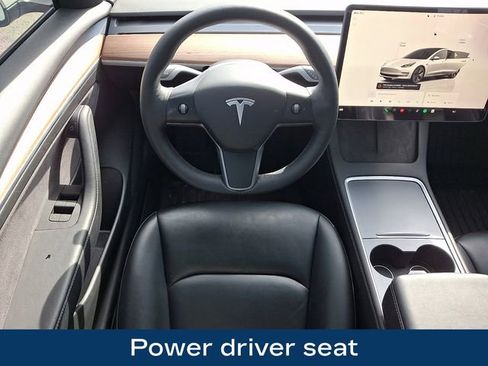 Used 2023 Tesla Model 3 Standard Range RWD image 3