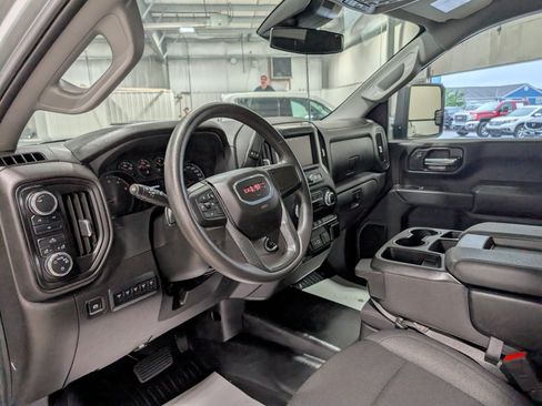 Used 2024 GMC Sierra 2500 Pro AWD/4WD image 16