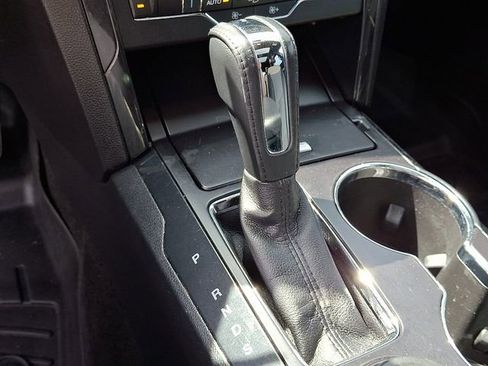 Used 2017 Ford Explorer XLT w/ Equipment Group 202A image 14