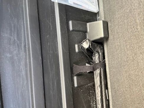 Used 2023 Chevrolet Tahoe LT image 39