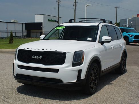 Used 2022 Kia Telluride EX w/ EX Premium Package AWD/4WD image 23