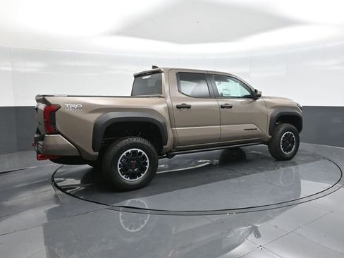 New 2026 Toyota Tacoma TRD Off-Road image 15