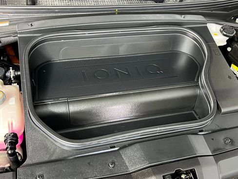 Used 2023 Hyundai Ioniq 6 SEL image 34