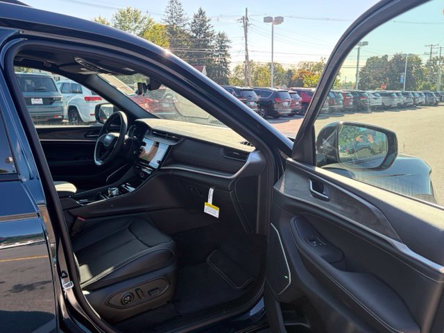 New 2027 Jeep Grand Cherokee L Limited AWD/4WD image 27