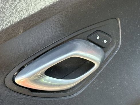Used 2022 Chevrolet Camaro LT RWD image 16