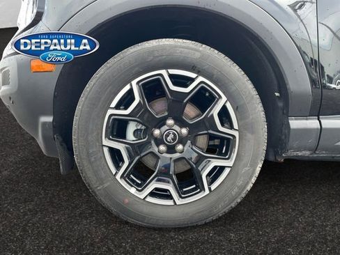 Used 2025 Ford Bronco Sport Outer Banks w/ Outer Banks Tech Package+ AWD/4WD image 18