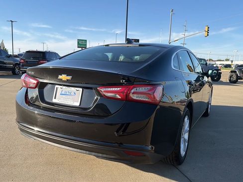Used 2020 Chevrolet Malibu LT FWD image 17