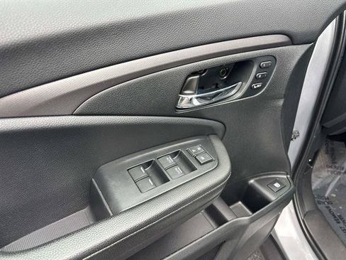 Used 2021 Honda Ridgeline RTL image 9