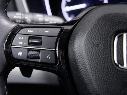 Certified 2025 Honda Pilot EX-L image 32