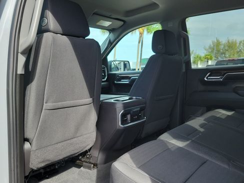 Used 2024 GMC Sierra 1500 Elevation RWD image 15