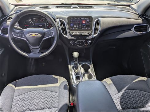 Used 2023 Chevrolet Equinox LT FWD image 18