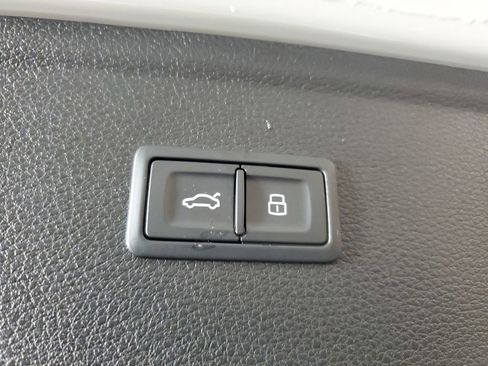 Used 2023 Audi Q5 2.0T Premium Plus w/ Premium Plus Package AWD/4WD image 10