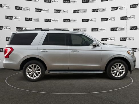 Used 2021 Ford Expedition XLT RWD image 7