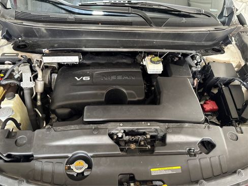 Used 2020 Nissan Pathfinder SL AWD/4WD image 21