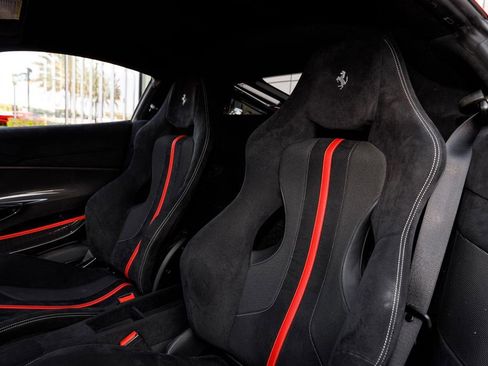 Used 2019 Ferrari 488 Pista Coupe RWD image 17