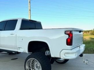 Used 2024 Chevrolet Silverado 2500 LTZ w/ LTZ Convenience Package AWD/4WD video 2