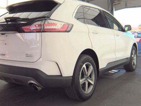 Used 2019 Ford Edge SEL w/ Equipment Group 201A image 5
