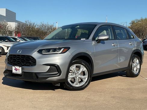 Used 2025 Honda HR-V LX image 2