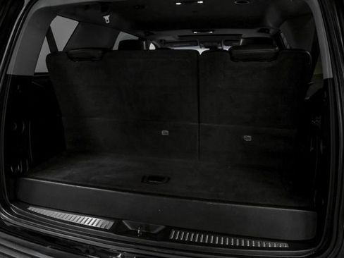 Used 2018 Cadillac Escalade Luxury image 46