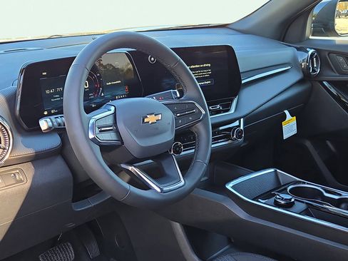 New 2026 Chevrolet Equinox LT image 11