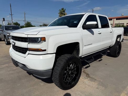 Used 2017 Chevrolet Silverado 1500 W/T RWD image 8