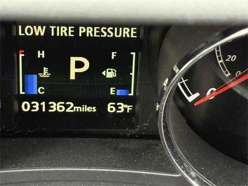 Used 2025 Mitsubishi Outlander Sport ES image 9