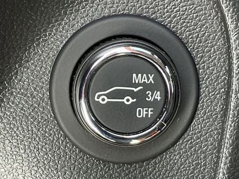 Used 2023 Buick Encore GX Select image 22