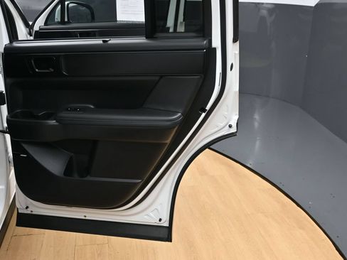 Used 2025 Hyundai Santa Fe Calligraphy FWD image 32